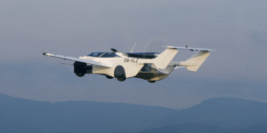 車が変形して空を飛ぶ！スロバキアKlein Visionの空飛ぶクルマ｢AirCar｣が来年発売（動画あり）