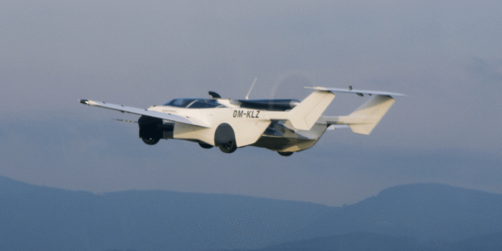 車が変形して空を飛ぶ！スロバキアKlein Visionの空飛ぶクルマ｢AirCar｣が来年発売（動画あり）
