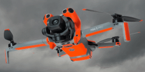 ｢DJI Mini 5 Pro｣ドローンの見た目を変えよう！おすすめスキンシールまとめ