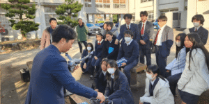 高校生がドローンショーに挑戦！中京テレビ｢そらメディア｣が津商業高校で特別授業を開講